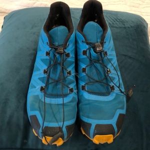 Men’s Salomon Hiking Shoes, Size 12